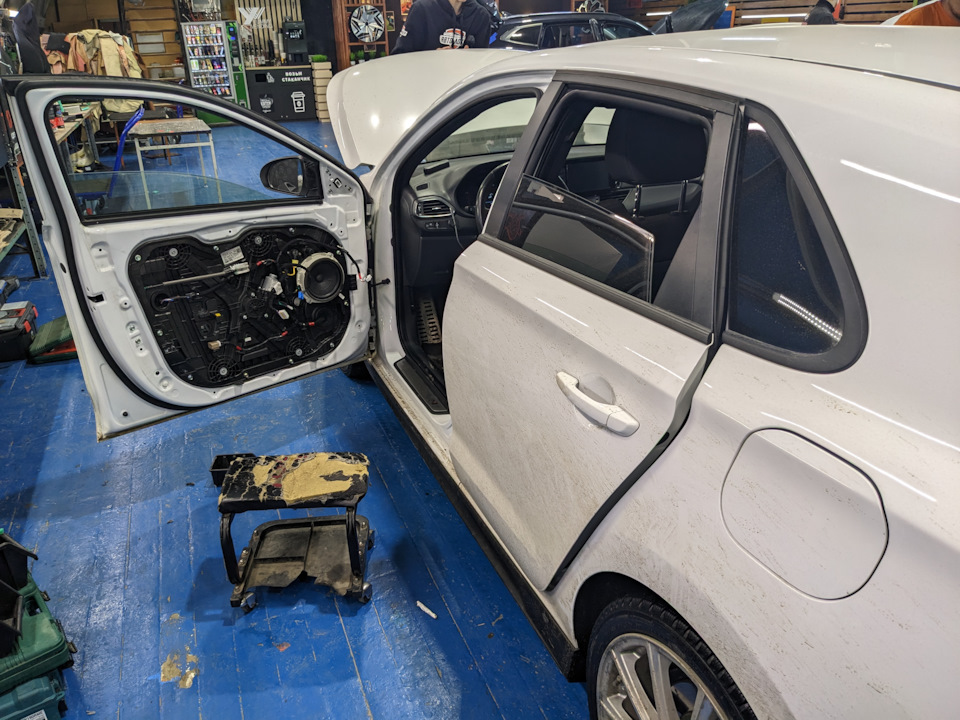 Фото в бортжурнале Hyundai i30 N