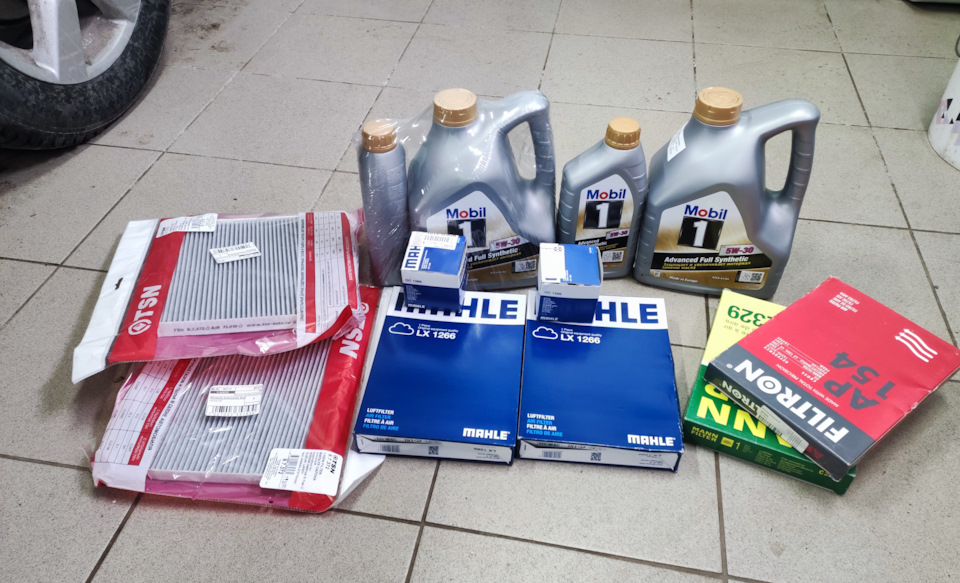 Такой набор остался с прошлой осени. Есть еще на одну замену масла, а там будем посмотреть. — Nissan X-Trail II (t31)