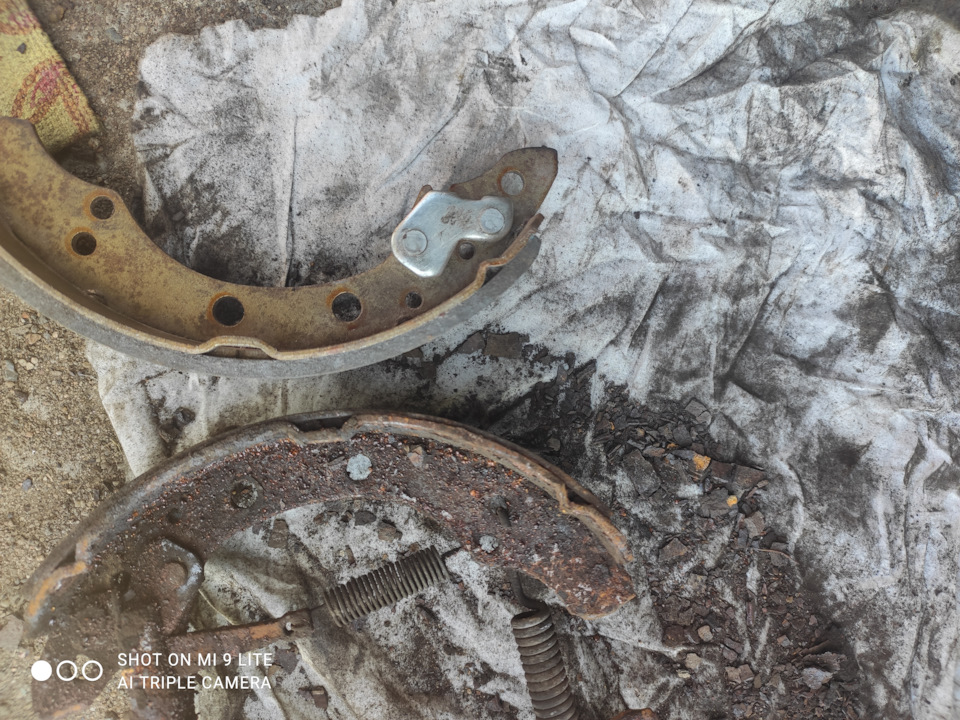 максимальный износ тормозов . колодок и барабанов . — Volkswagen Golf ...