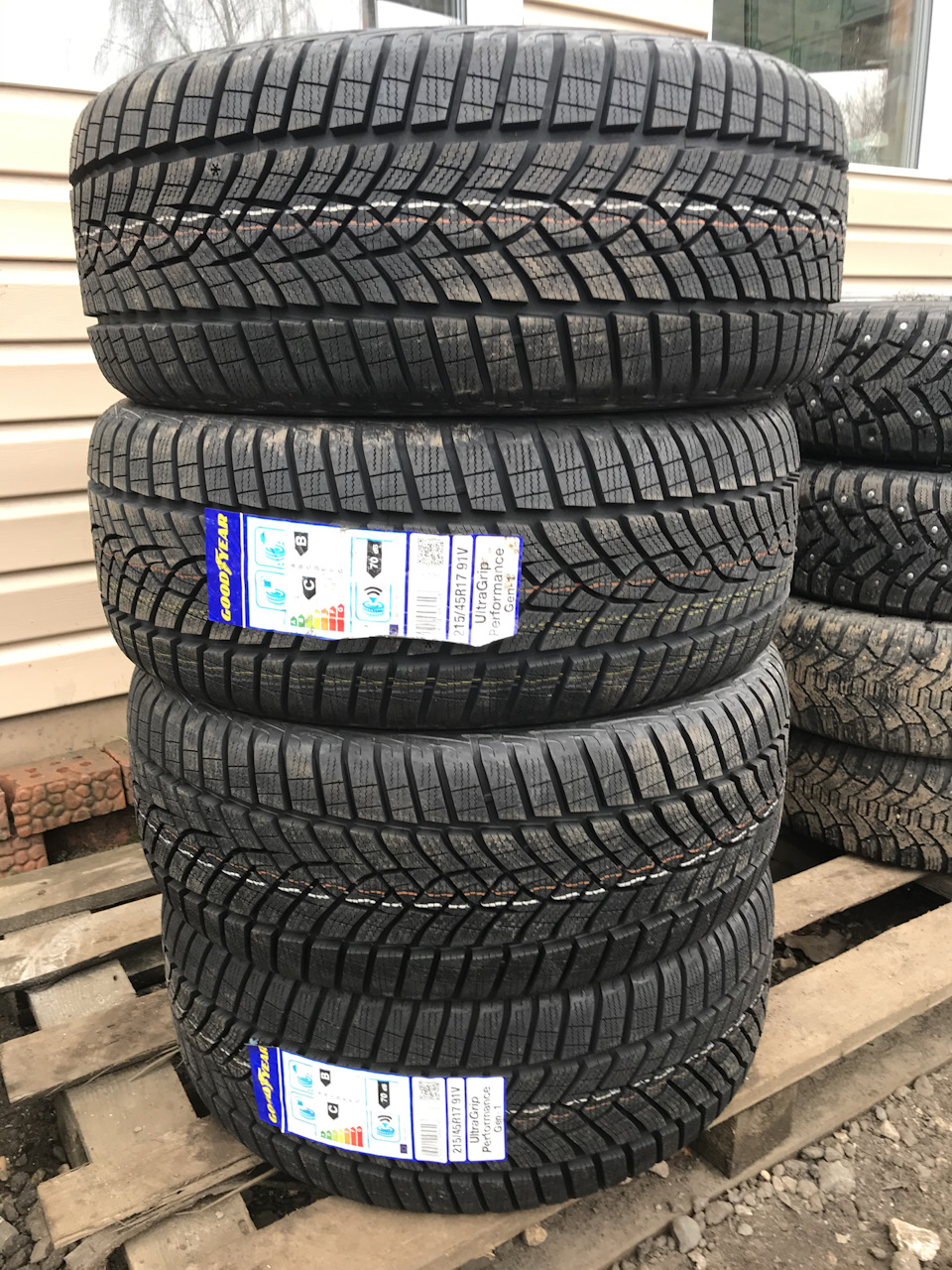 Goodyear performance gen 1