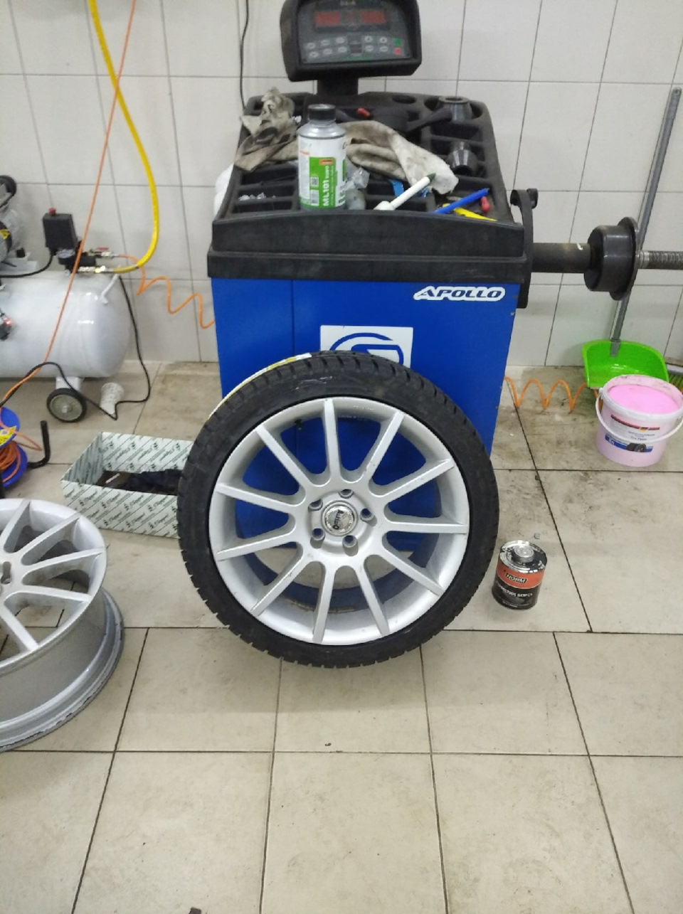 Китай липучка на зиму — Audi A4 Avant (B6), 1,8 л, 2003 года | шины ...