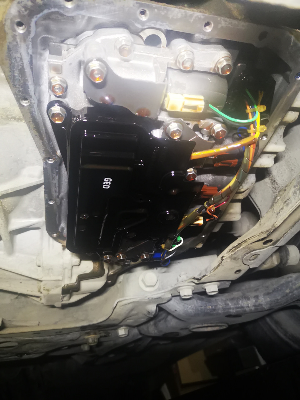 Фото в бортжурнале Toyota RAV4 (IV)