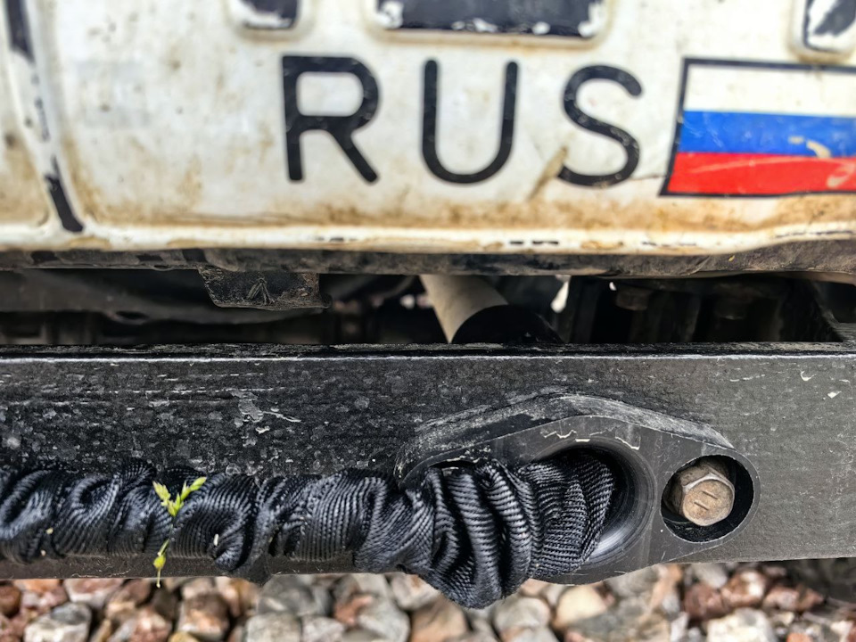 передний прото клюз — Mitsubishi Pajero iO