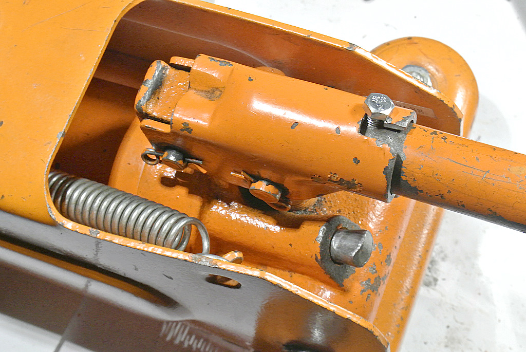 Ремонт подкатного домкрата 3т. Классические поломки. — DRIVE2