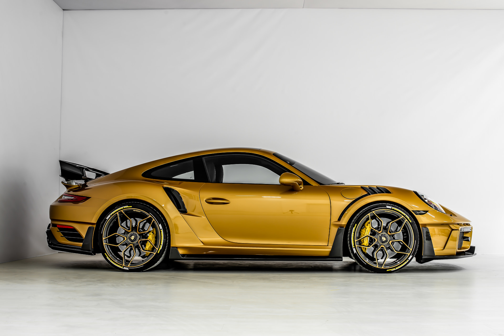 Porsche 911 Turbo s Р·РѕР»РѕС‚РѕР№