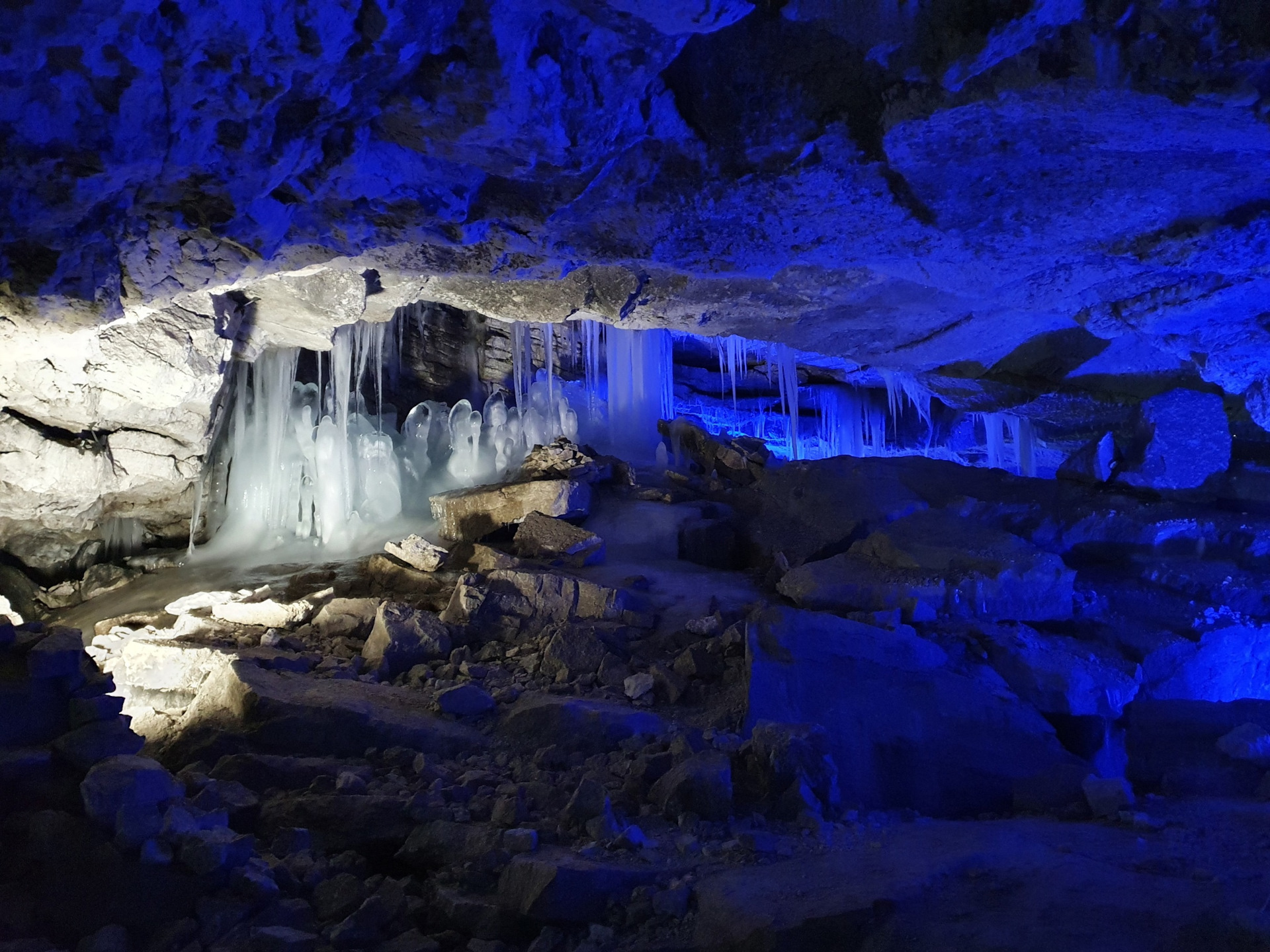 Кунгурская пещера сталактиты и сталагмиты фото