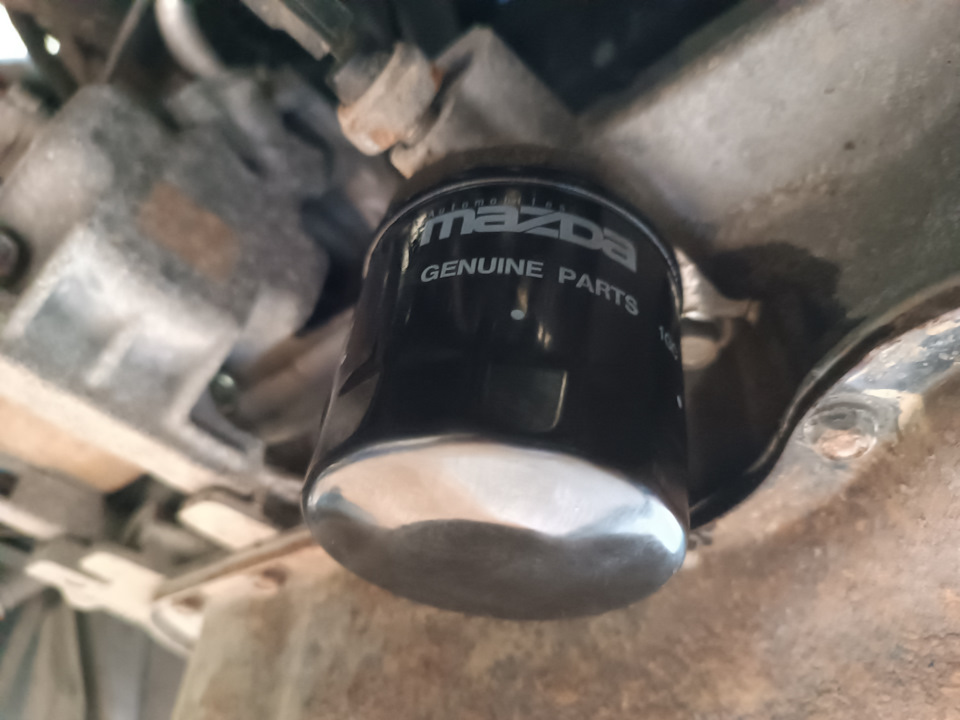 Замена масла Двигатель+ Кпп — Mazda 3 (2G) BL, 1,6 л, 2011 года ...