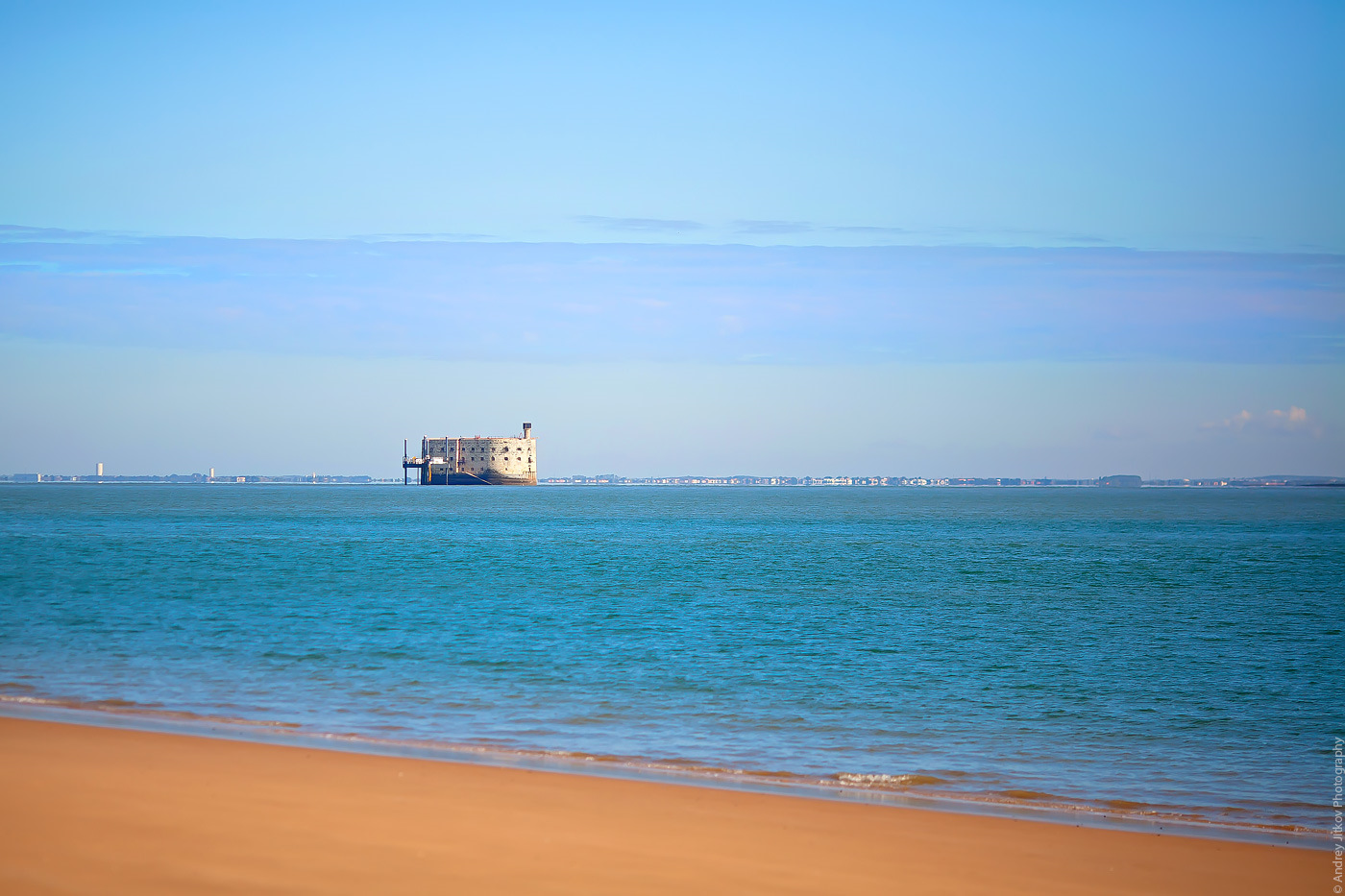 Остров экс франция. Islands(nm/ex). Остров экс. Остров экс. Остров экс франция.