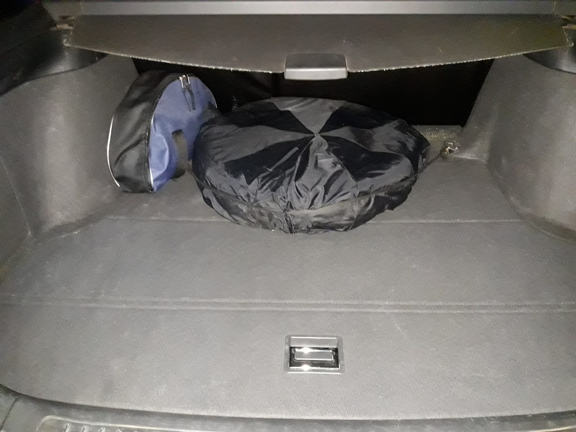 Чехол для докатки. — Toyota Avensis II, 1,8 л, 2004 года | аксессуары ...