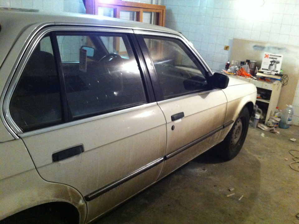 Люфт переднего колеса? — BMW 3 series (E30), 1,8 л, 1986 года ...