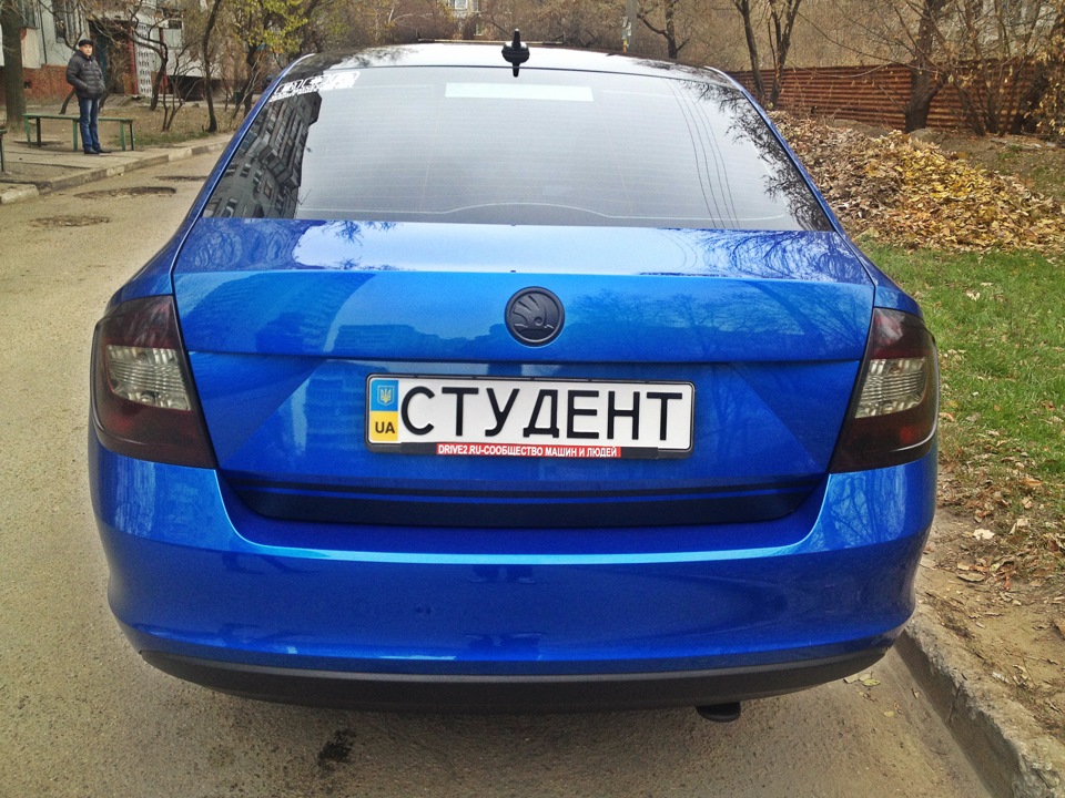 Тонировка Skoda Rapid синий