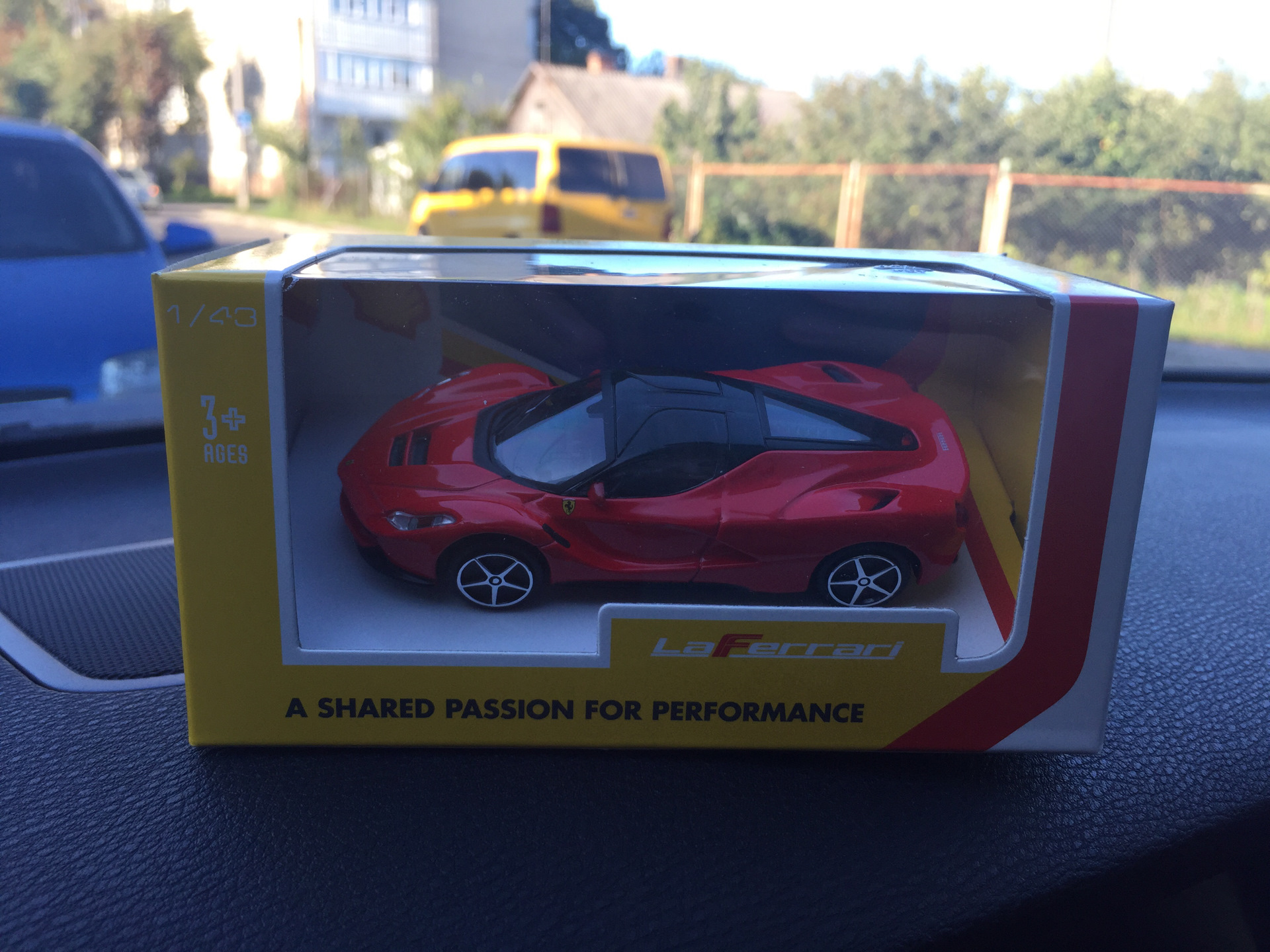 Машинки shell. Машинки с заправки Shell. Коллекционные машинки Shell. Шелл коллекция машинок. Модельки машинок Шелл.