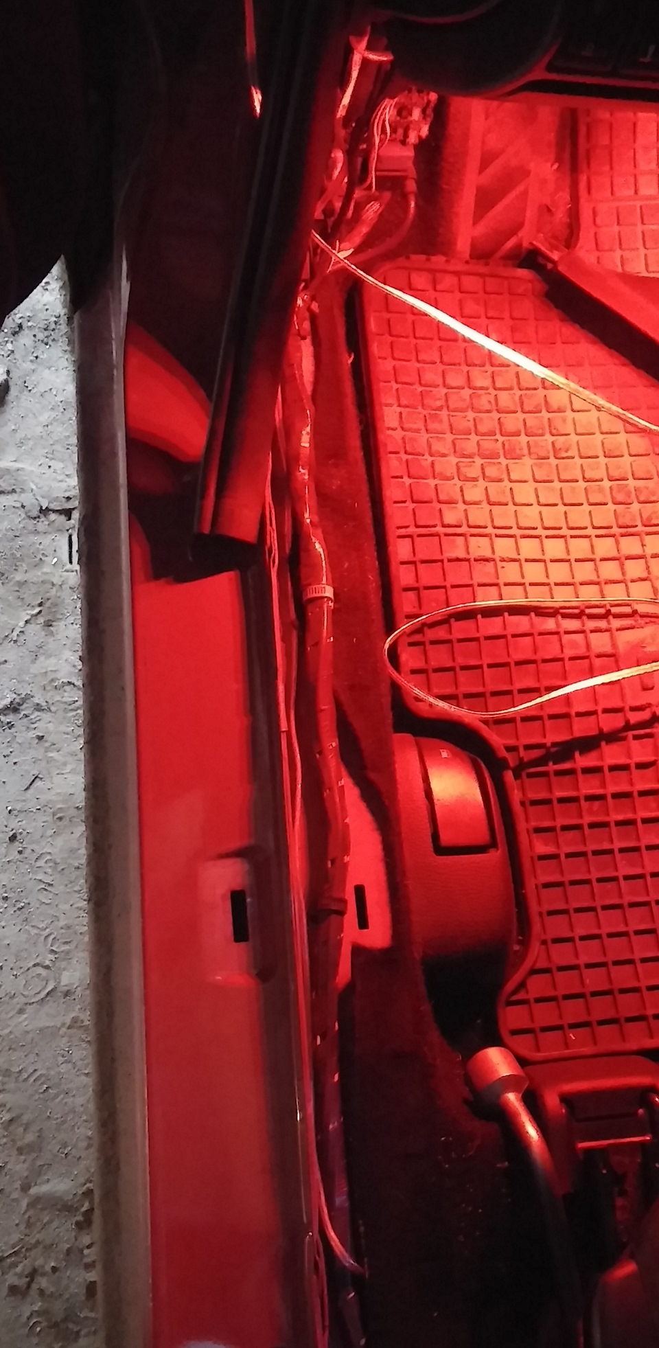 138. Установка фар, подключение красных диодов, переборка нижней ...