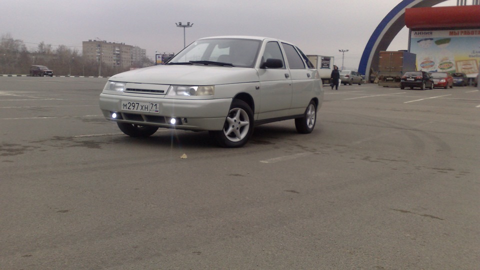 Lada 2112 цвет "Жемчуг"