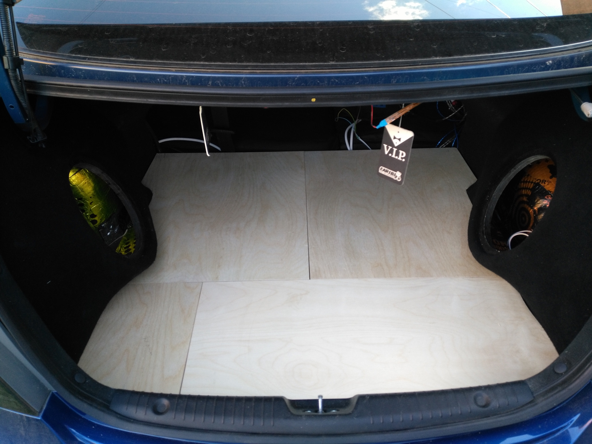 Полка в багажник хендай солярис седан 2011