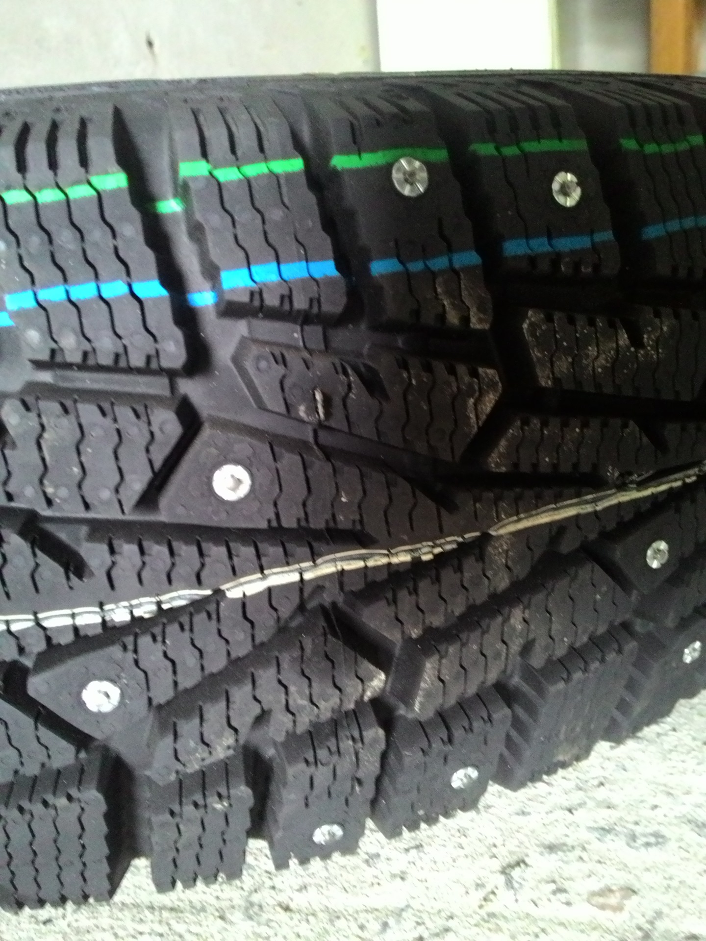 Шины cordiant cross 2. Cordiant Snow Cross 185/65 r14. Кордиант Сноу кросс 185 65 14. Cordiant Snow Cross 185/65 r14 86t. Snow Cross r14.