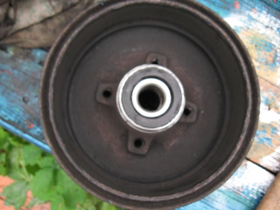 Шум при нажатии на ТОРМОЗ! Чистка барабанов… — Opel Corsa C, 1 л, 2006 ...