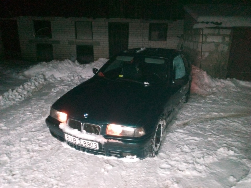 Какое масло заливается в редуктор? — BMW 3 series (E36/5), 1,6 л, 1995 ...