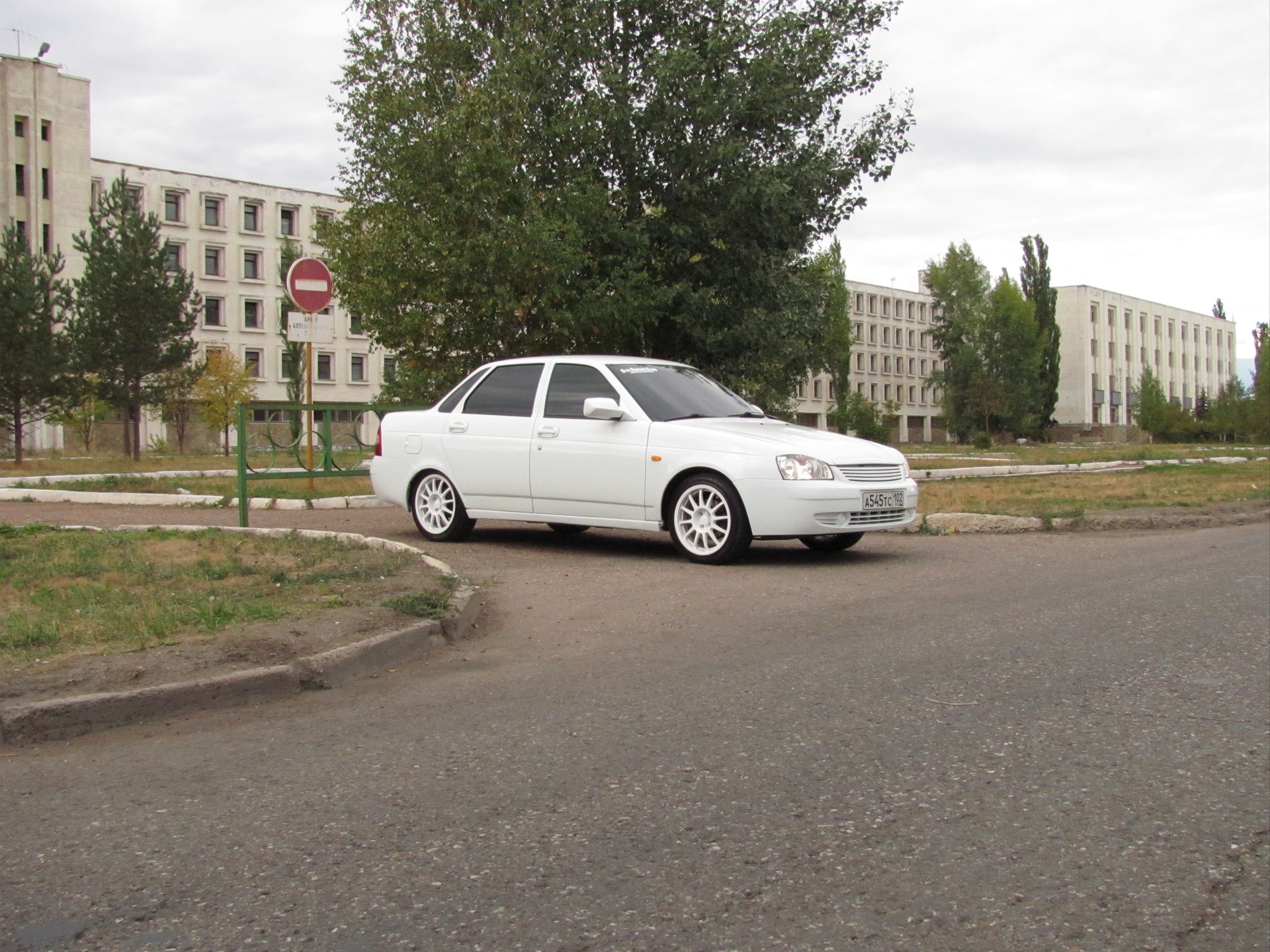 Купил диски R16 ВСМПО ВЕСТА Белые — Lada Приора седан, 1,6 л, 2009 года |  колёсные диски | DRIVE2