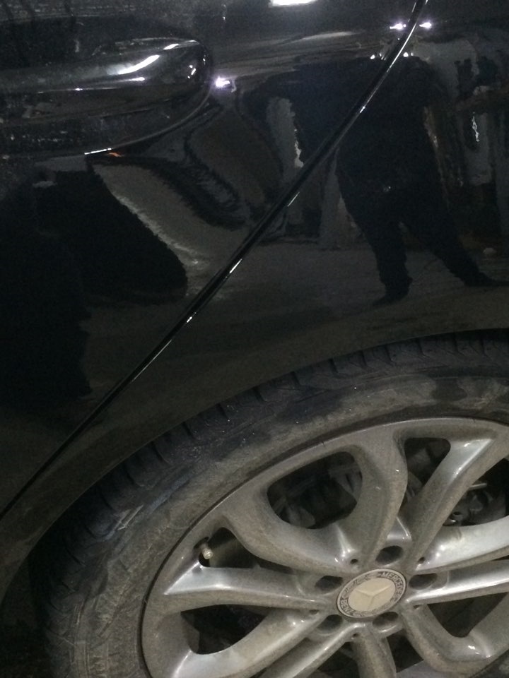 Скол на стекле, царапина на заднем левом крыле — Mercedes-Benz C-class ...