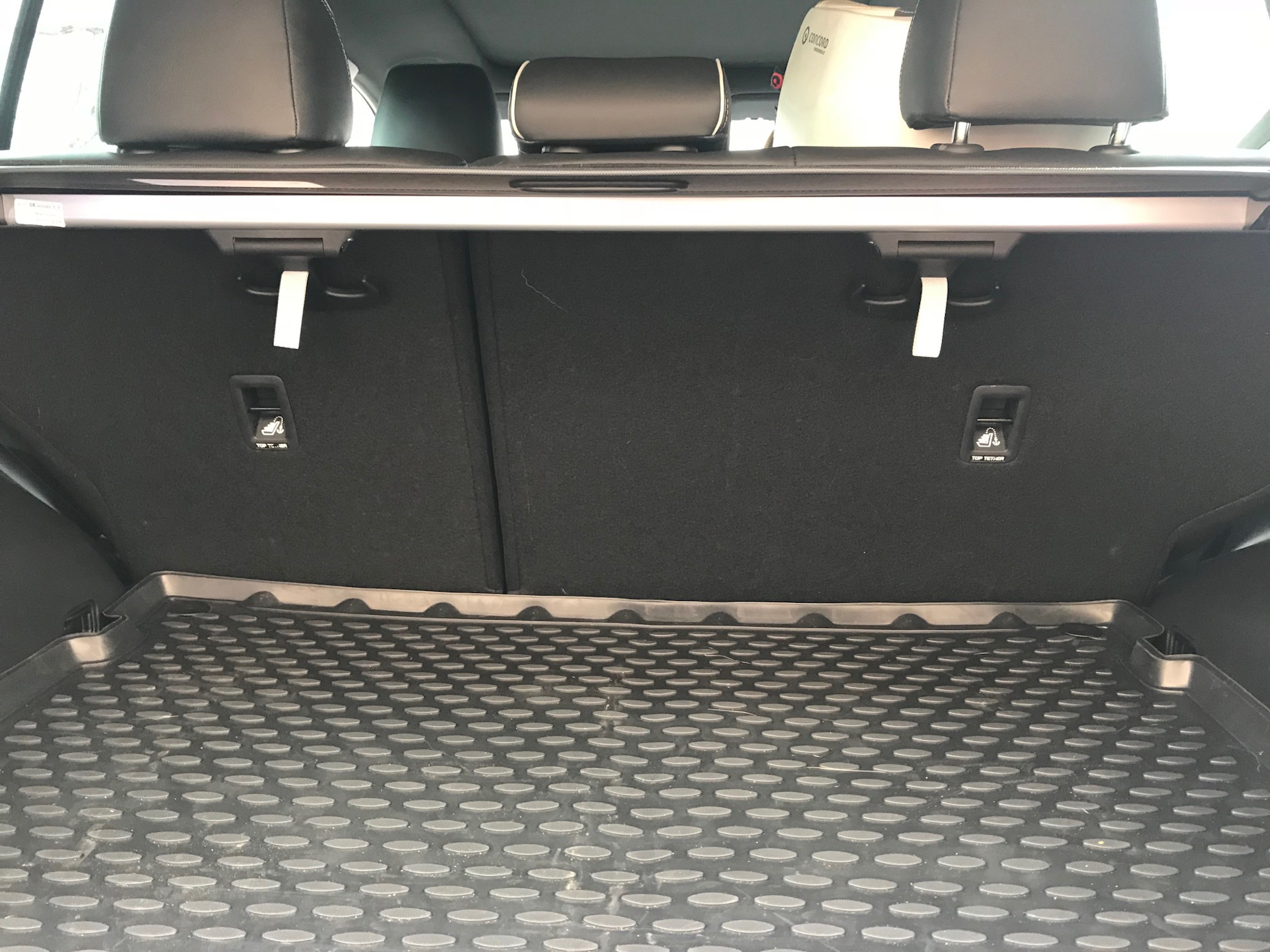 Крюки в багажник на шторку — KIA Sportage (4G), 1,6 л, 2016 года ...