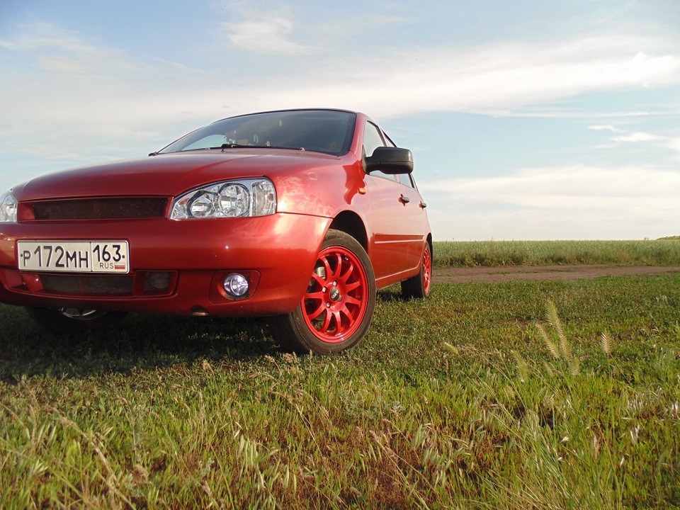 Ваз 2192. Калина спорт 1. Калина 1119 хэтчбек. Калина на скорости серый фон. 3 20 калина 1.