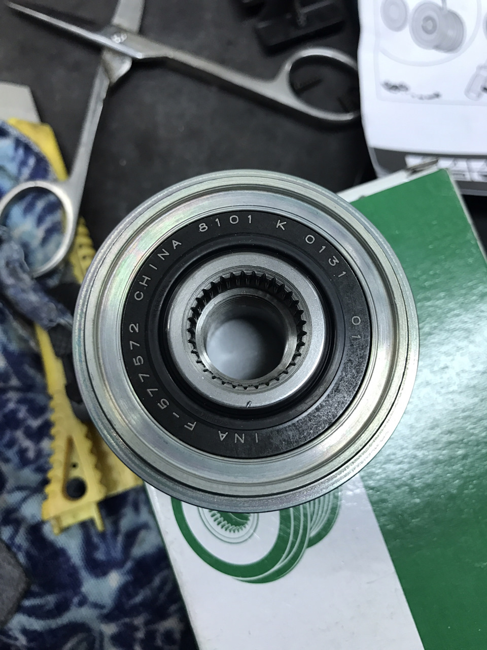 Обгонная муфта генератора аутлендер 3. Обгонная муфта аутлендер 2. Обгонная муфта генератора mitsubishi lancer 10. Mitsubishi 1800a313. Муфта обгонная генератора f27.