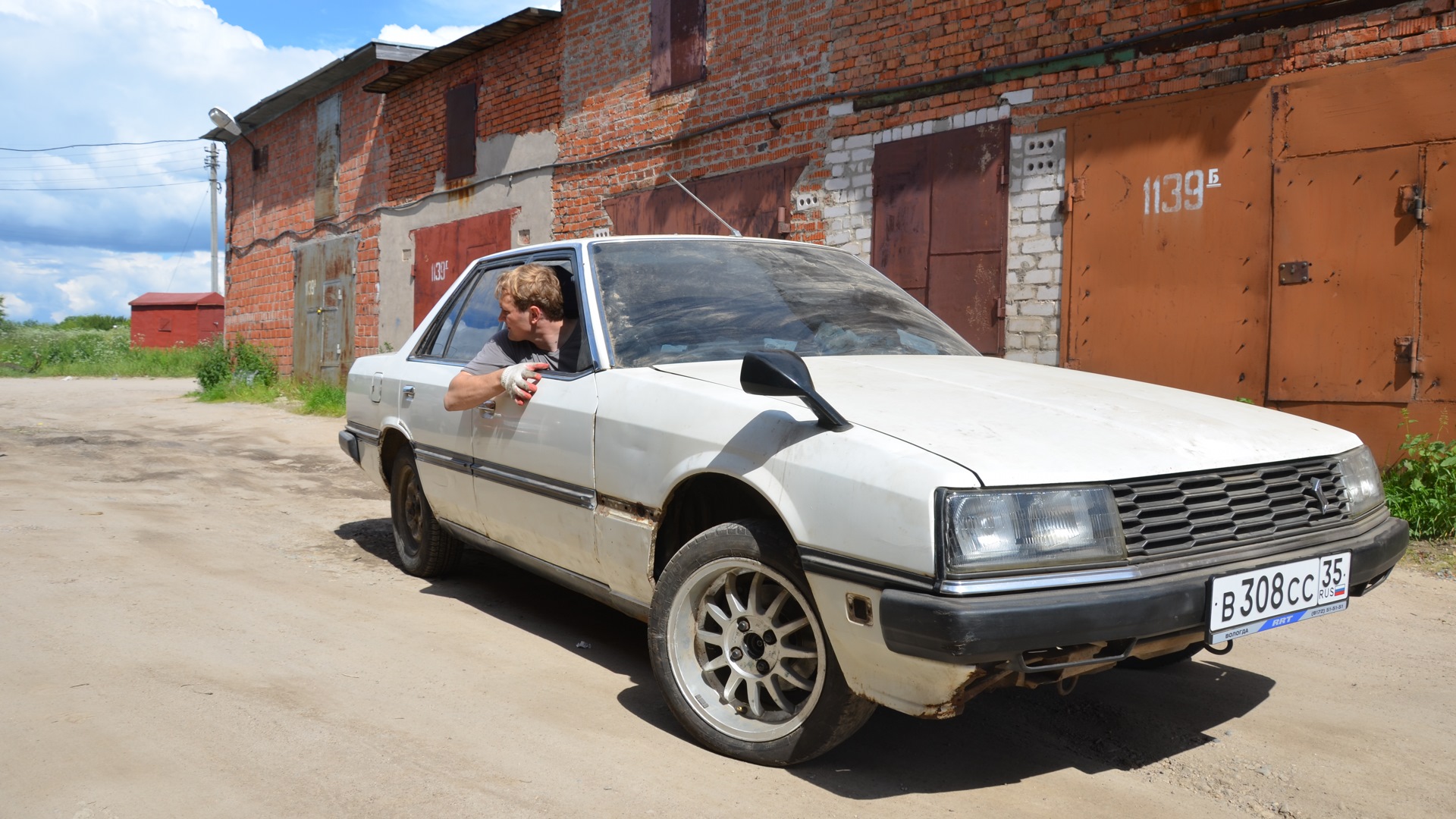 Nissan Skyline (R30) 1.8 бензиновый 1981 | на DRIVE2