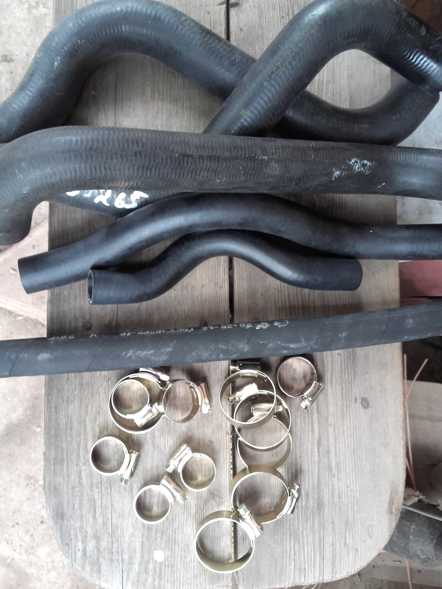 Комплект силиконовых патрубков приора 16 клапанов. Патрубки системы охлаждения приора 16. Патрубки системы охлаждения приора 16 клапанов. Патрубки системы охлаждения приора 16. Силиконовые патрубки системы охлаждения ваз 2170.