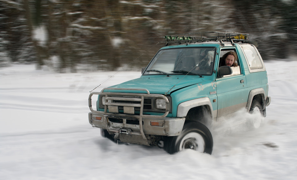 Очень скользкий снег — Daihatsu Feroza I