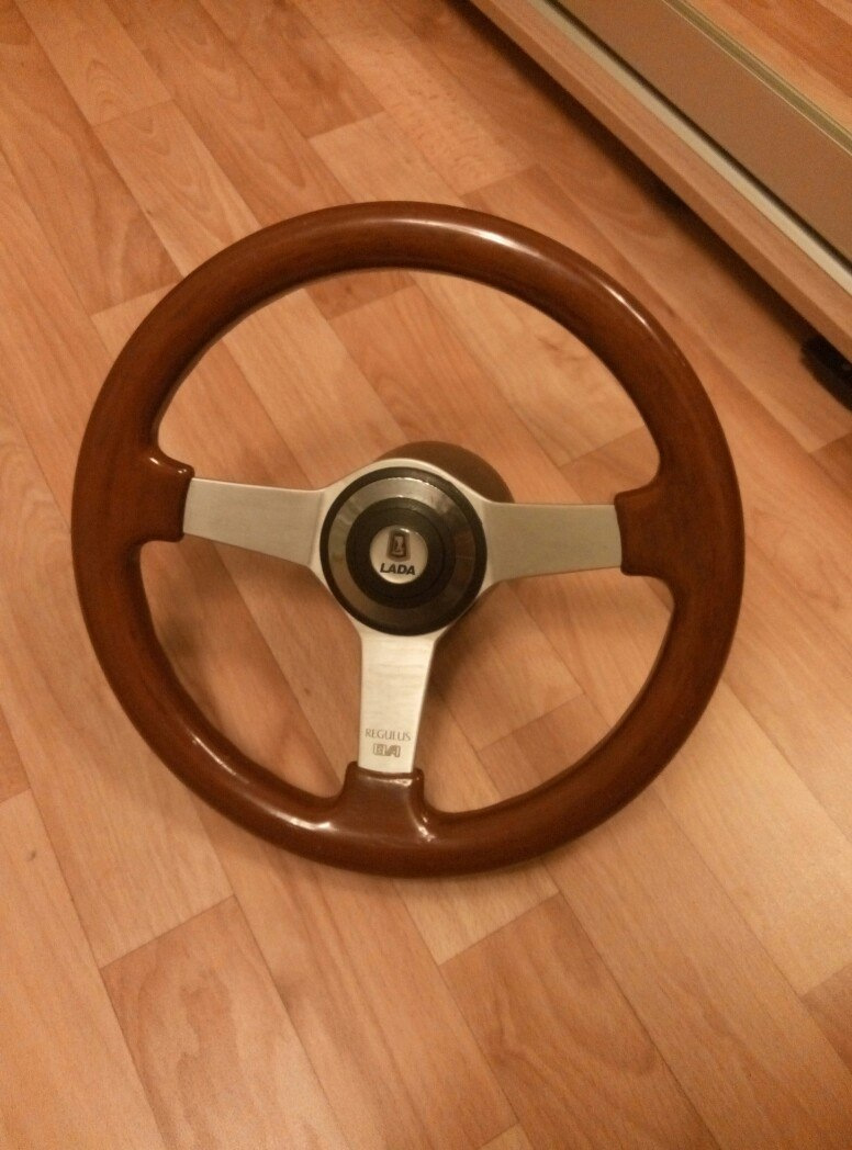 Руль eva. Руль italy 360mm. Красная оплетка на руль со стразами. Руль eva. Руль eva regulus.