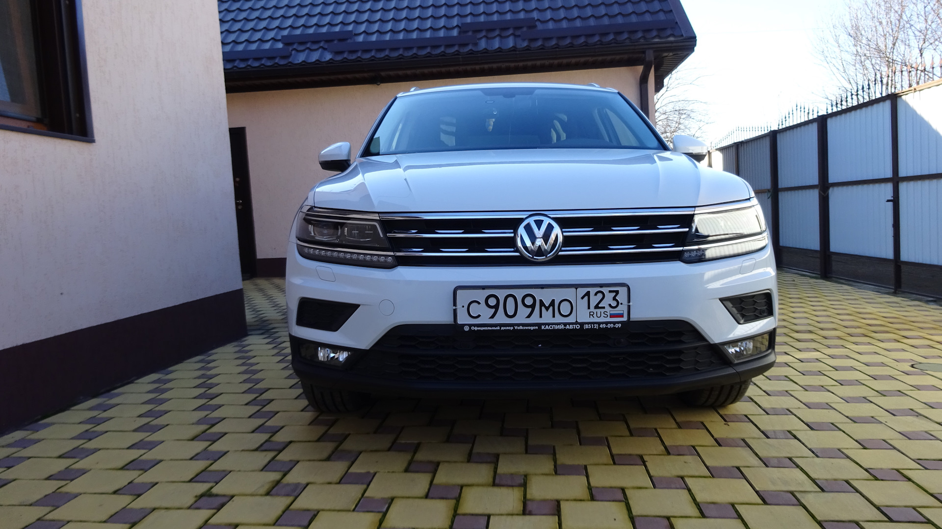 Volkswagen Tiguan (2G) 1.4 бензиновый 2017 | 1.4 см.куб, 150 л.с. на DRIVE2