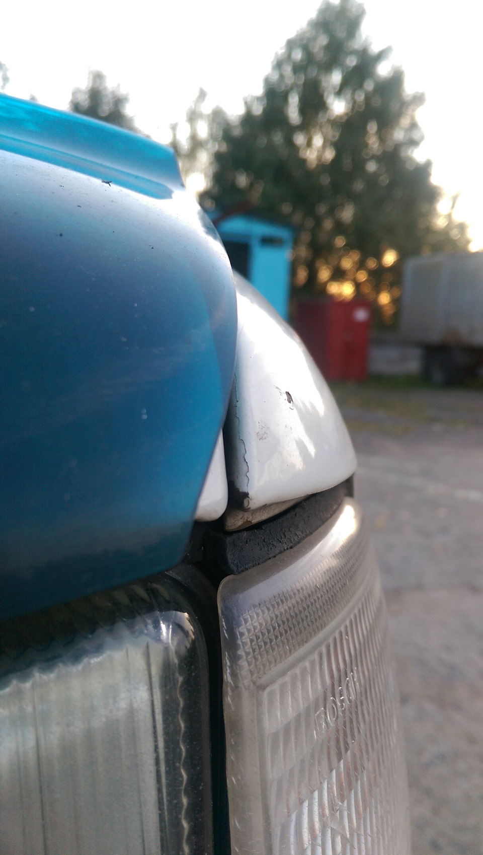 Замена уплотнителя крышки багажника.Регулировка зазоров багажника+капот ...