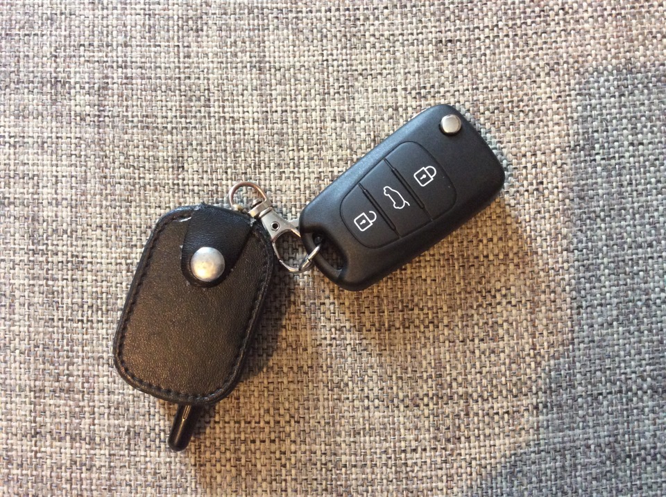Новый ключик — Hyundai i30 (1G), 1,6 л, 2010 года | аксессуары | DRIVE2
