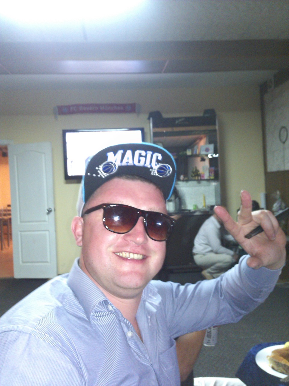 Нас уже 100))) — Opel Insignia Sports Tourer (1G), 1,6 л., 2010 года ...