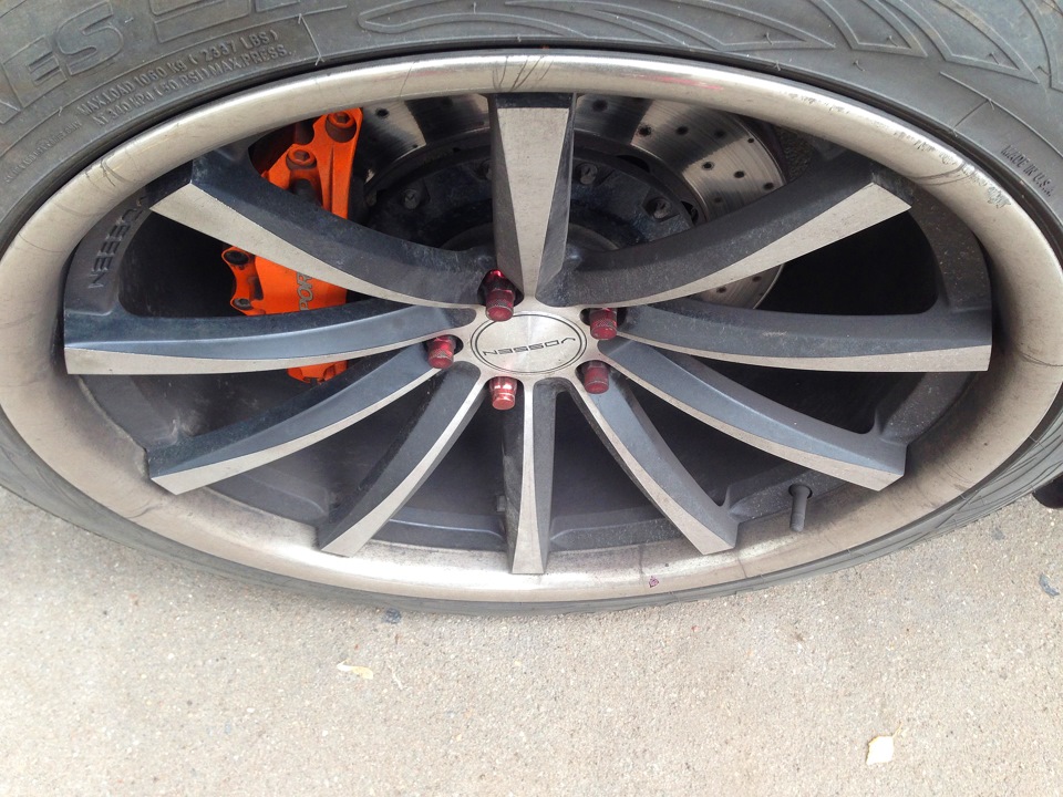 Фото в бортжурнале Land Rover Range Rover Evoque (1G). Запчасти на фото: 380120