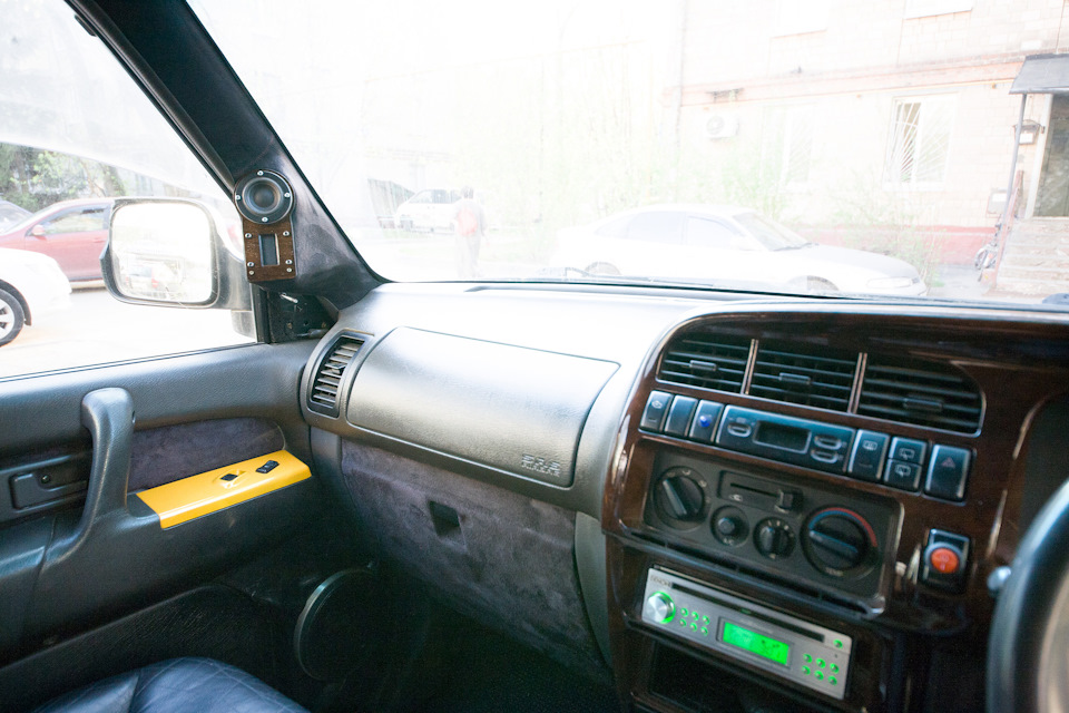 Фото в бортжурнале Isuzu Bighorn (II)