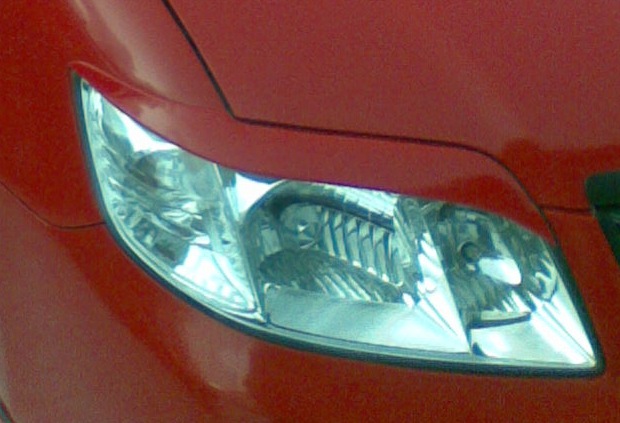 Headlamp eyelashes - 2005 Toyota Corolla Fielder