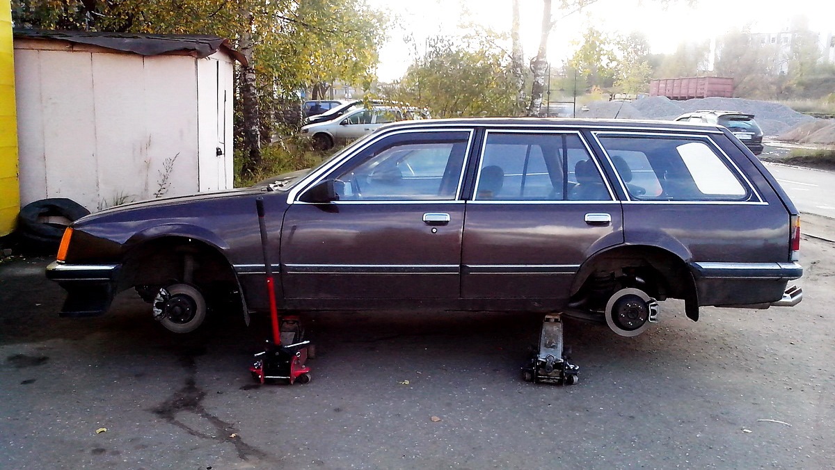 Opel Rekord E 3.0 бензиновый 1981 | E2 @ CommoC Voyage С30SE на DRIVE2