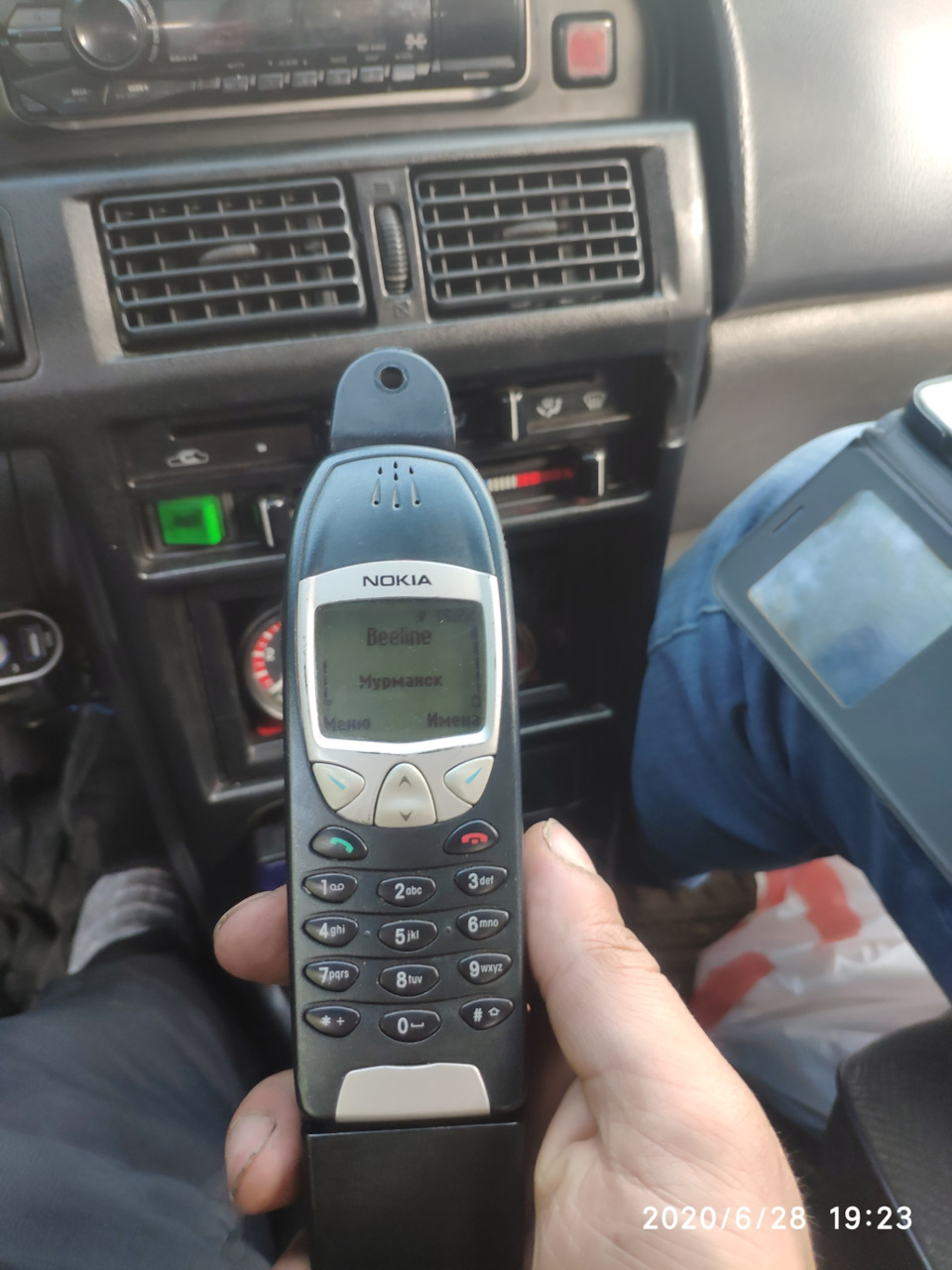 Nokia 6210 — Toyota Corolla (90), 1,3 л, 1990 года | аксессуары | DRIVE2