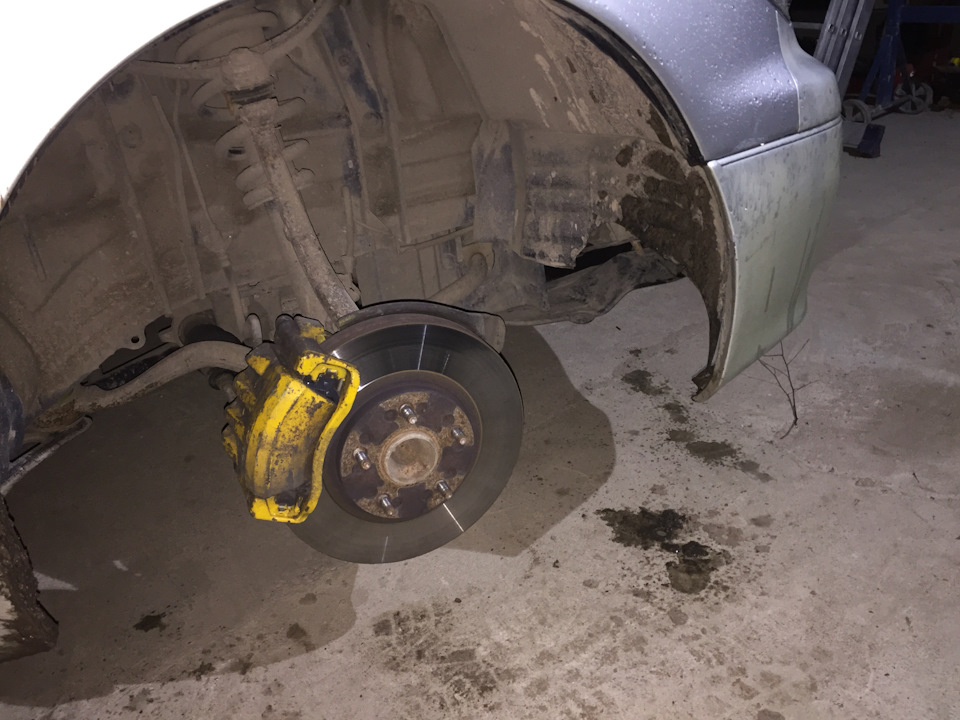 Прокладки на глушитель и подкрылок. — Lexus GS (JZS160), 3 л, 2001 года ...