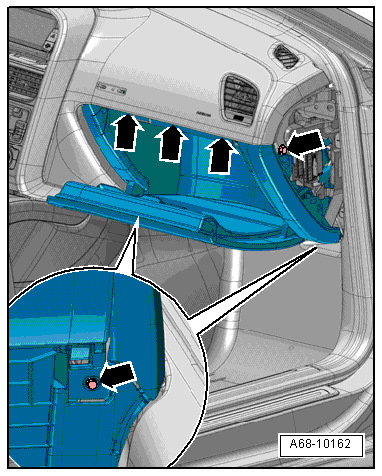 Снимаем бардачек — Audi Q5 (1G)