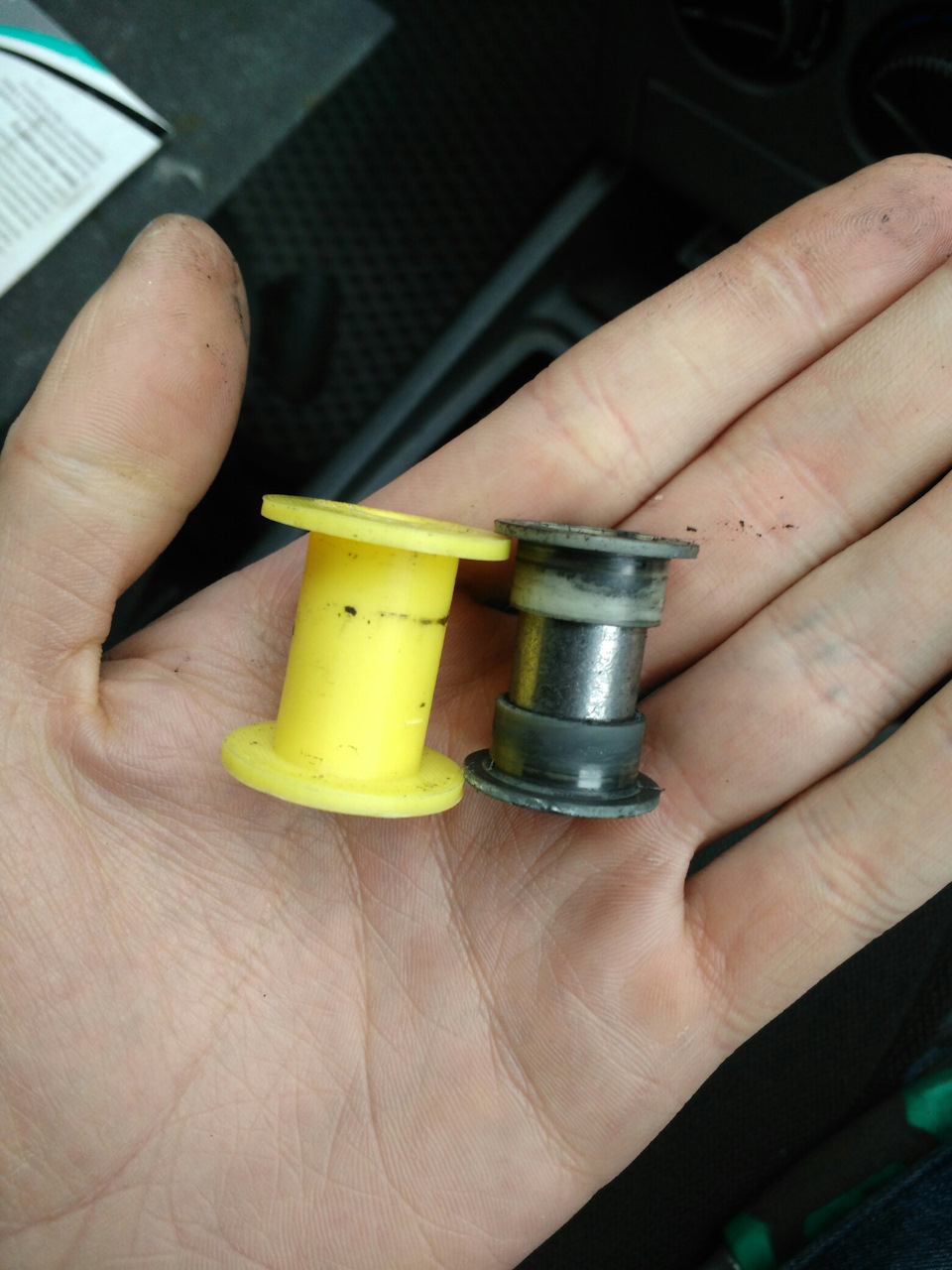 Шум от рычага КПП, не не слышал! — Lada Приора хэтчбек, 1,6 л, 2009 ...