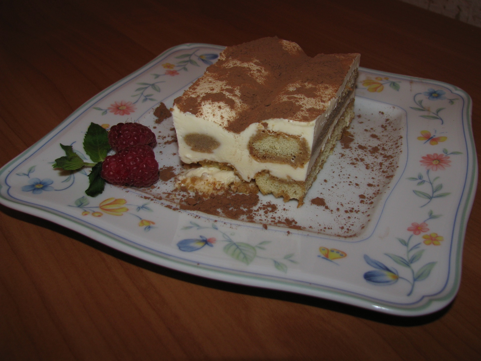 сицилийский тирамису. торт творожный тирамису. йогурт с печеньем. творожный десерт тирамису. тирамису из печенья и сметаны.