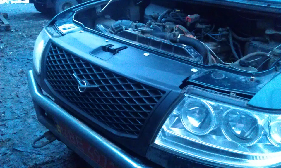 Новая решетка радиатора — УАЗ Patriot, 2,7 л, 2005 года | тюнинг | DRIVE2