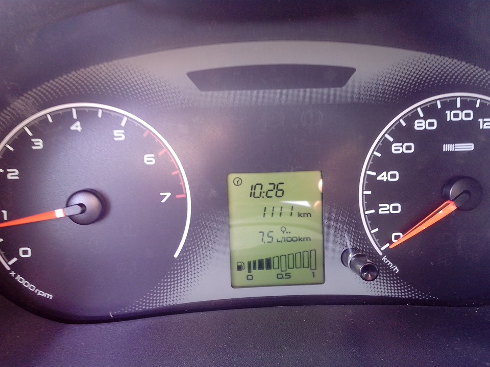 Бардачок — Lada Гранта (1G), 1,6 л, 2013 года | тюнинг | DRIVE2