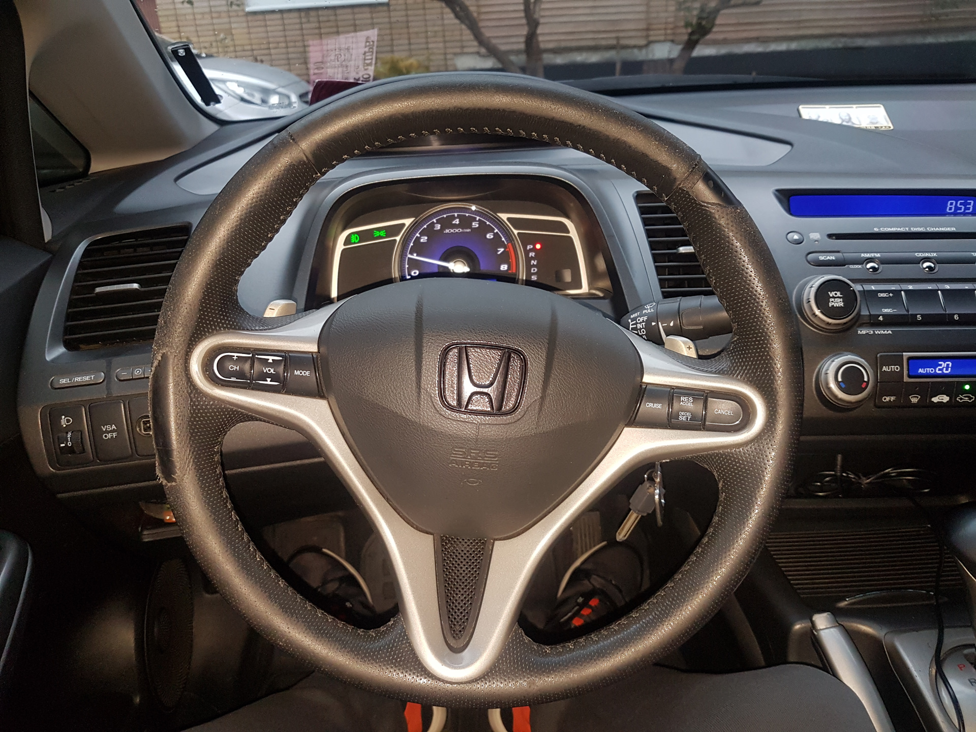 Руль honda civic 4d