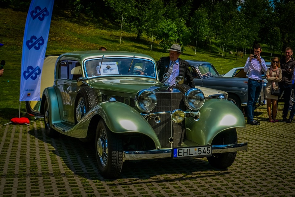 Мерседес 1937 года, своим ходом — Mercedes-Benz 190 (W201)