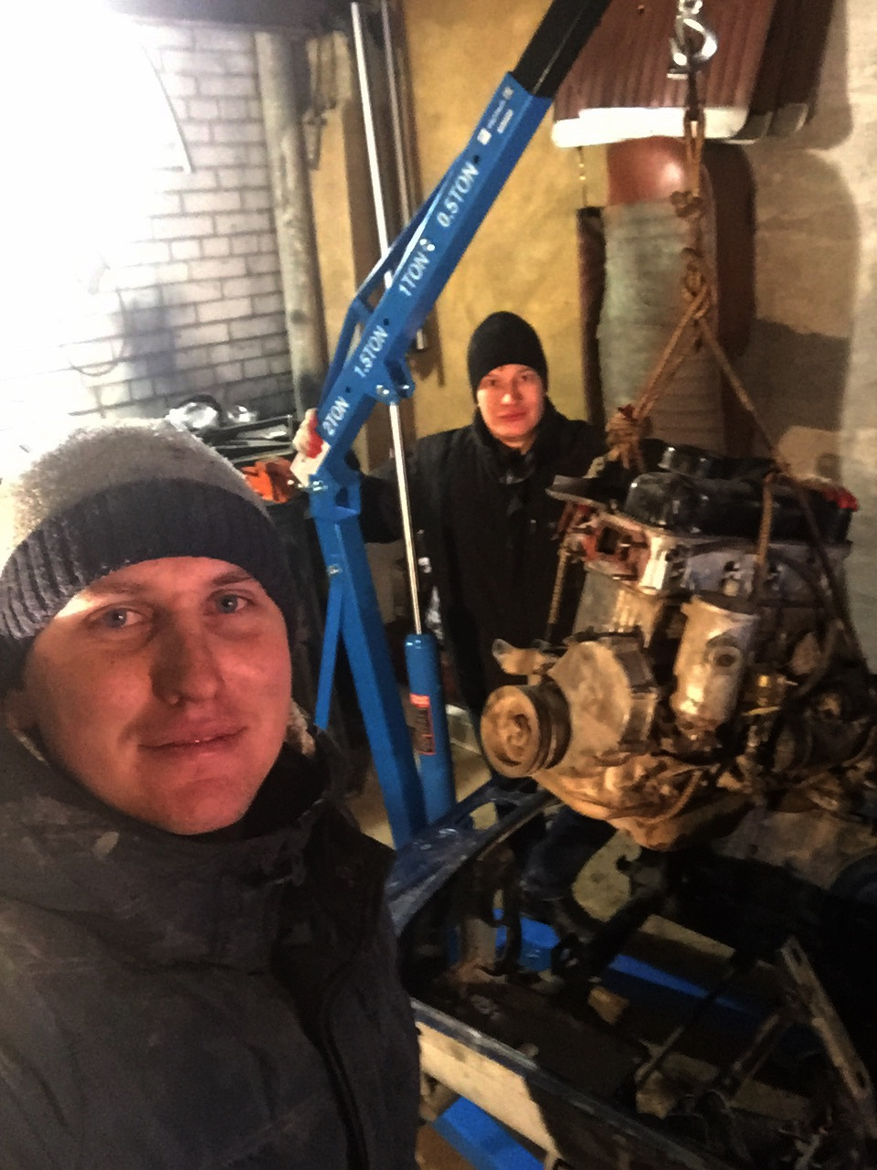 Снял мотор — ГАЗ 24, 2,4 л, 1974 года | кузовной ремонт | DRIVE2