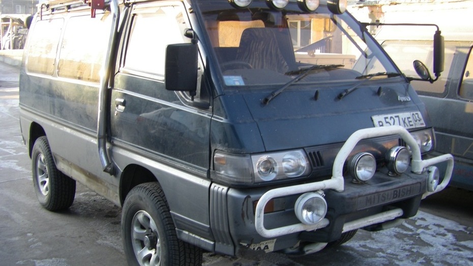 Мицубиси Делика 1992. Mitsubishi Delica 4x4 Expedition. Mitsubishi Delica Star Wagon 4wd. Проводка Мицубиси Делика л 300.